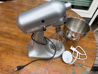 KitchenAid Artisan Stand Mixer with Attachments
