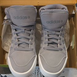 Adidas Mid-Top Sneakers Gray
