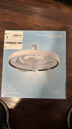 Ceiling fan with led light