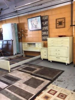 Full MCM Complete 3 Piece Bedroom Set For Sale 