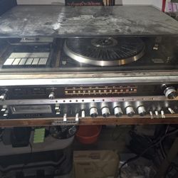 Vintage Stereo Turntable 8-track Cassette All-in-one