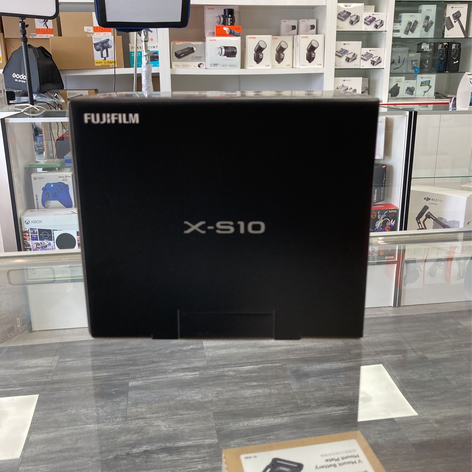 Fujifilm X-S10 Body Only
