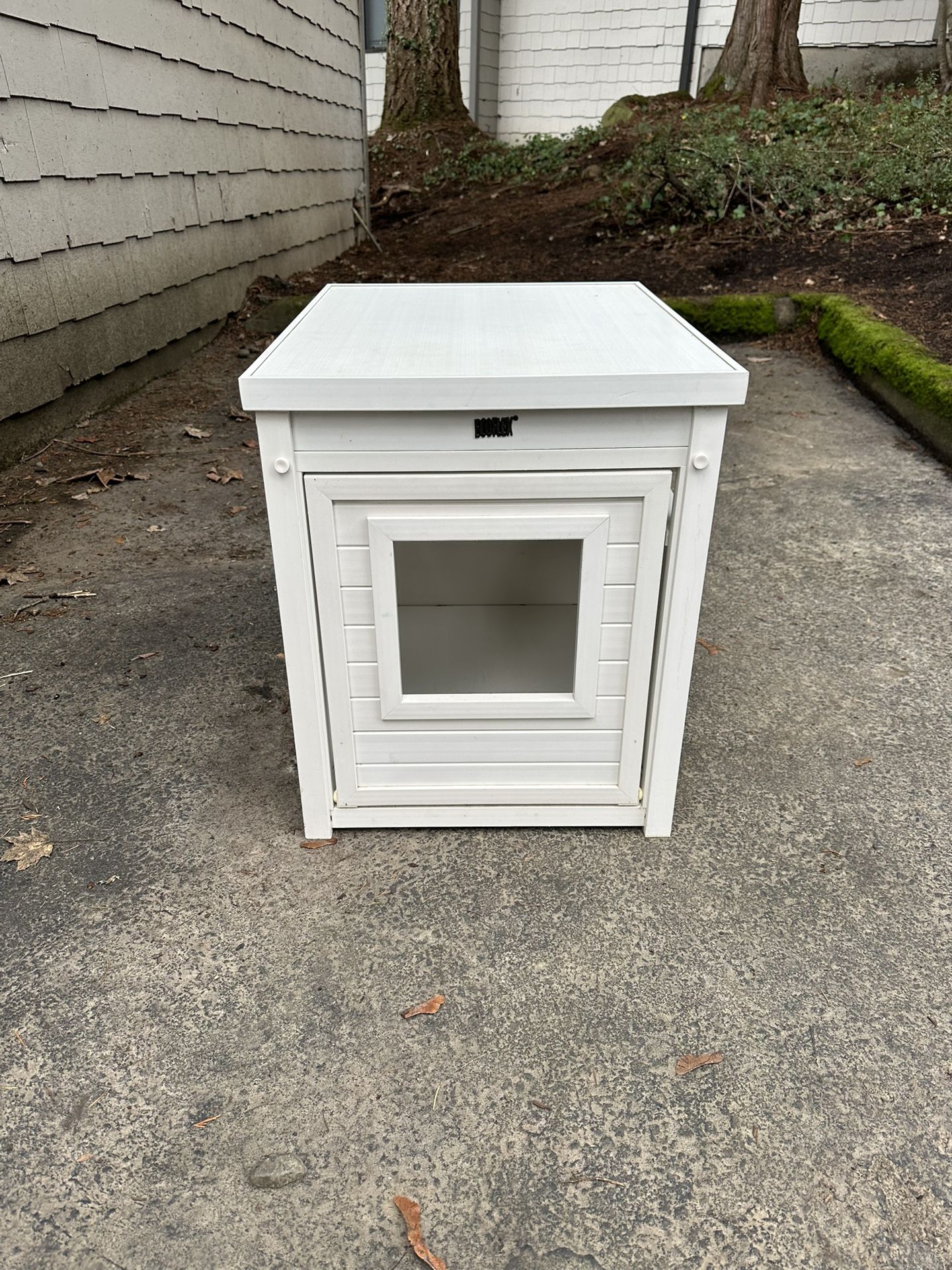 Small Dog House