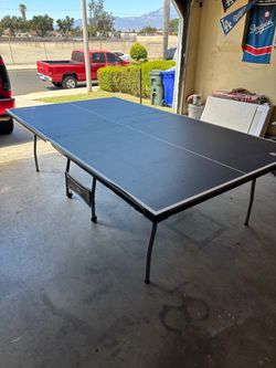 Ping pong table
