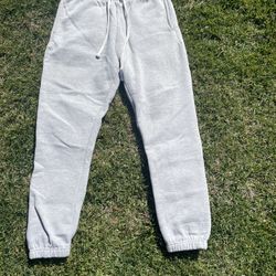 tapered sweats 