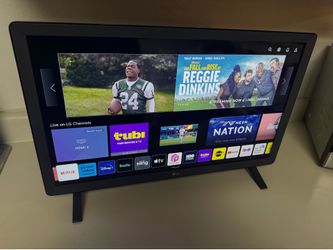 LG 24LQ520S-PU 24" HD Smart LED TV with webOS  and Remote in good working condition