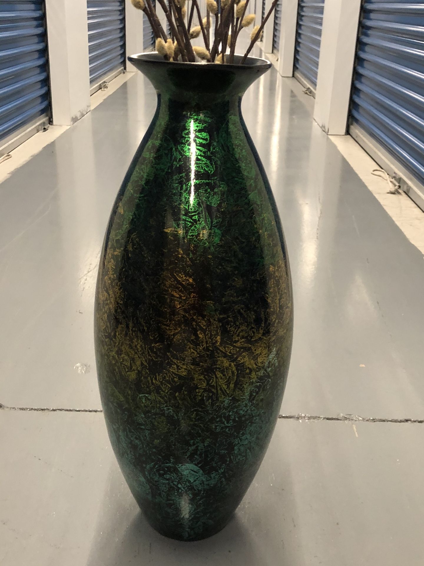 Green Dry Plant Floor Vase