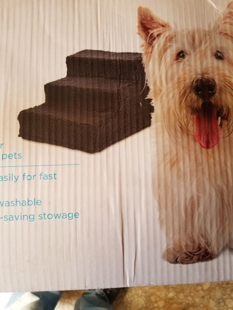 Pop up pet steps