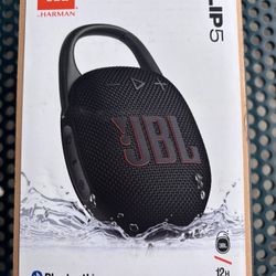 JBL Clip 5