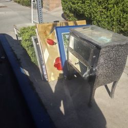 Curb Alert. 2600 Block Wall St Signal Hill