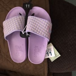 New Girls Slides Size 11