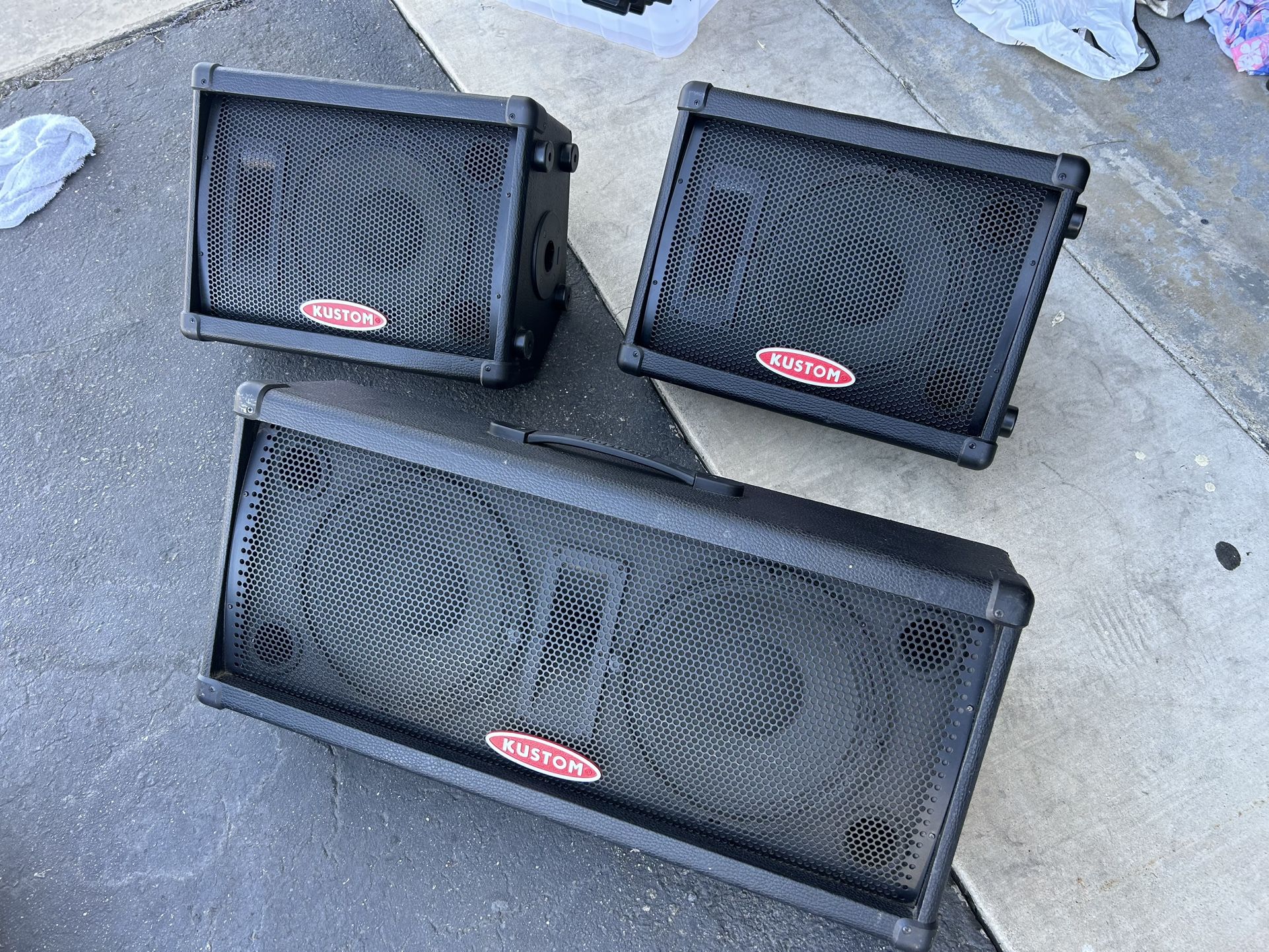Kustom KPM10 (x2) & KPM210 Powered Monitors – All Working – Fallbrook Pickup