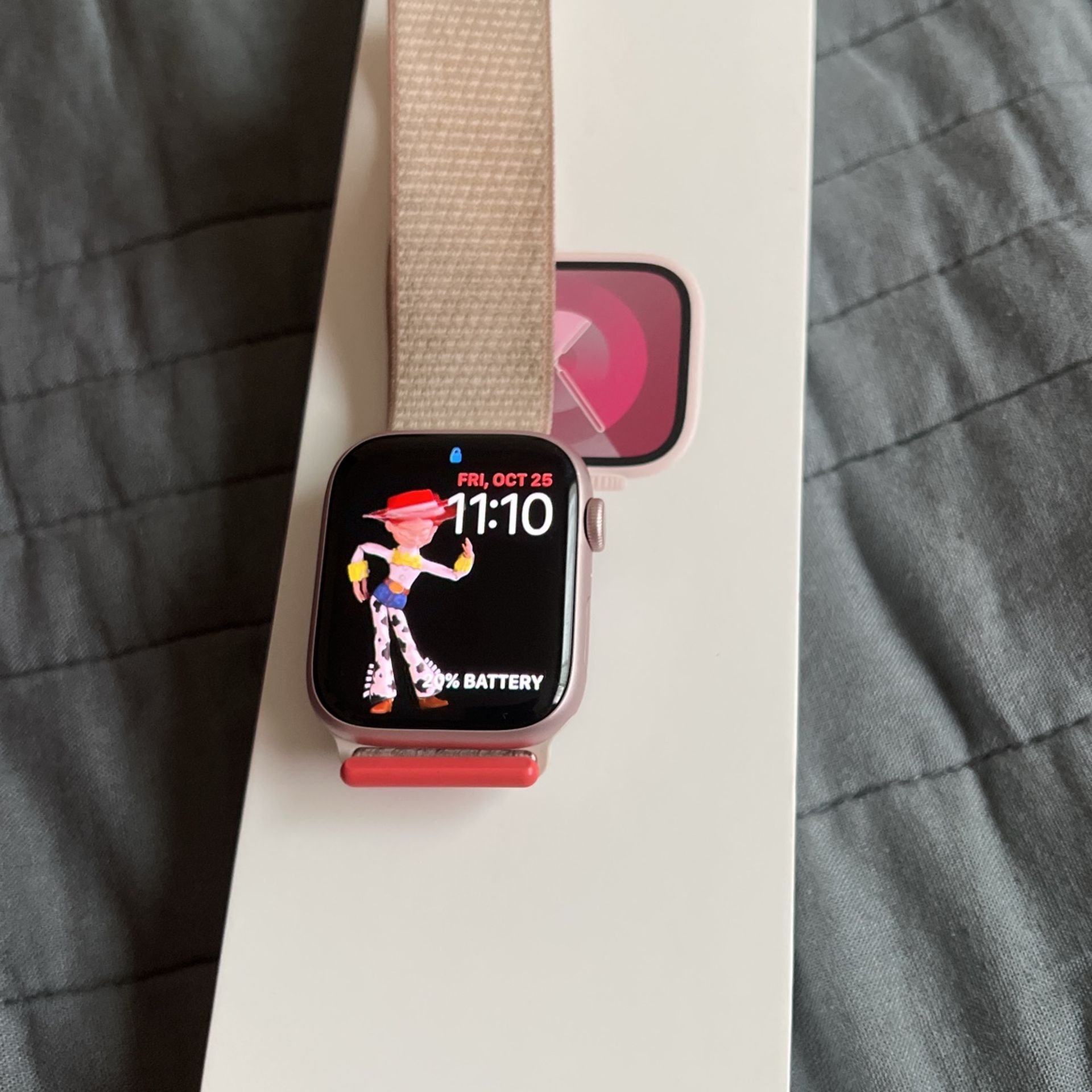 Pink Series 9, Apple Watch 45 Mm