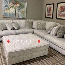 Rawcliffe Parchment 3-Piece Sectional