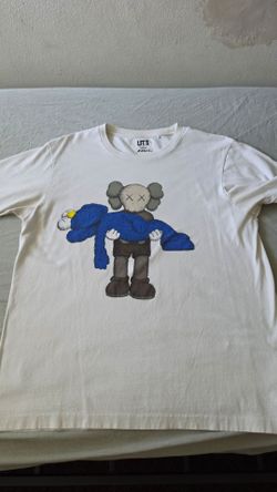 Kaws shirt Large