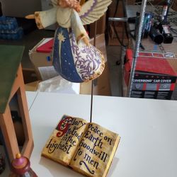 JIM SHORE PEACE ON EARTH ANGEL