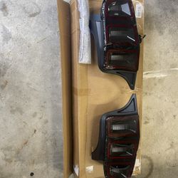 LED Tail Light for 2010-2014 Ford Mustang with Dynamic Turn Signal