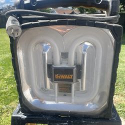 Dewalt Lamp