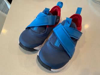 Nike Toddler Slip-On Sneakers – Size 10C (16cm)