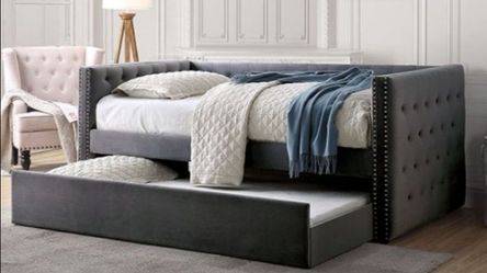 Brand New Grey Twin Size Daybed w Trundle Bed