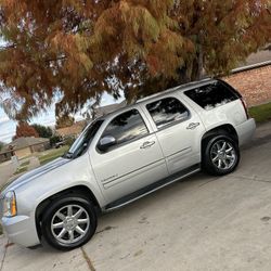 2013 GMC Yukon Denali