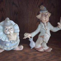 Clown figures 