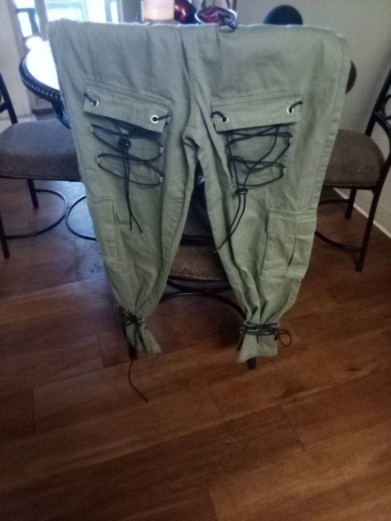 JOGGER PANTS
