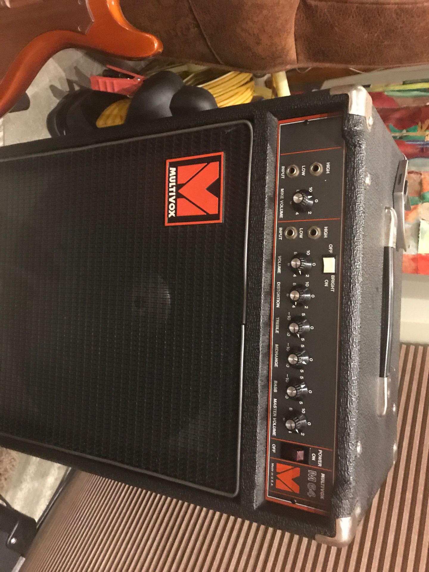 Multivox m64 amplifier