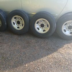 4 Wheels And Tires 8 Lug 