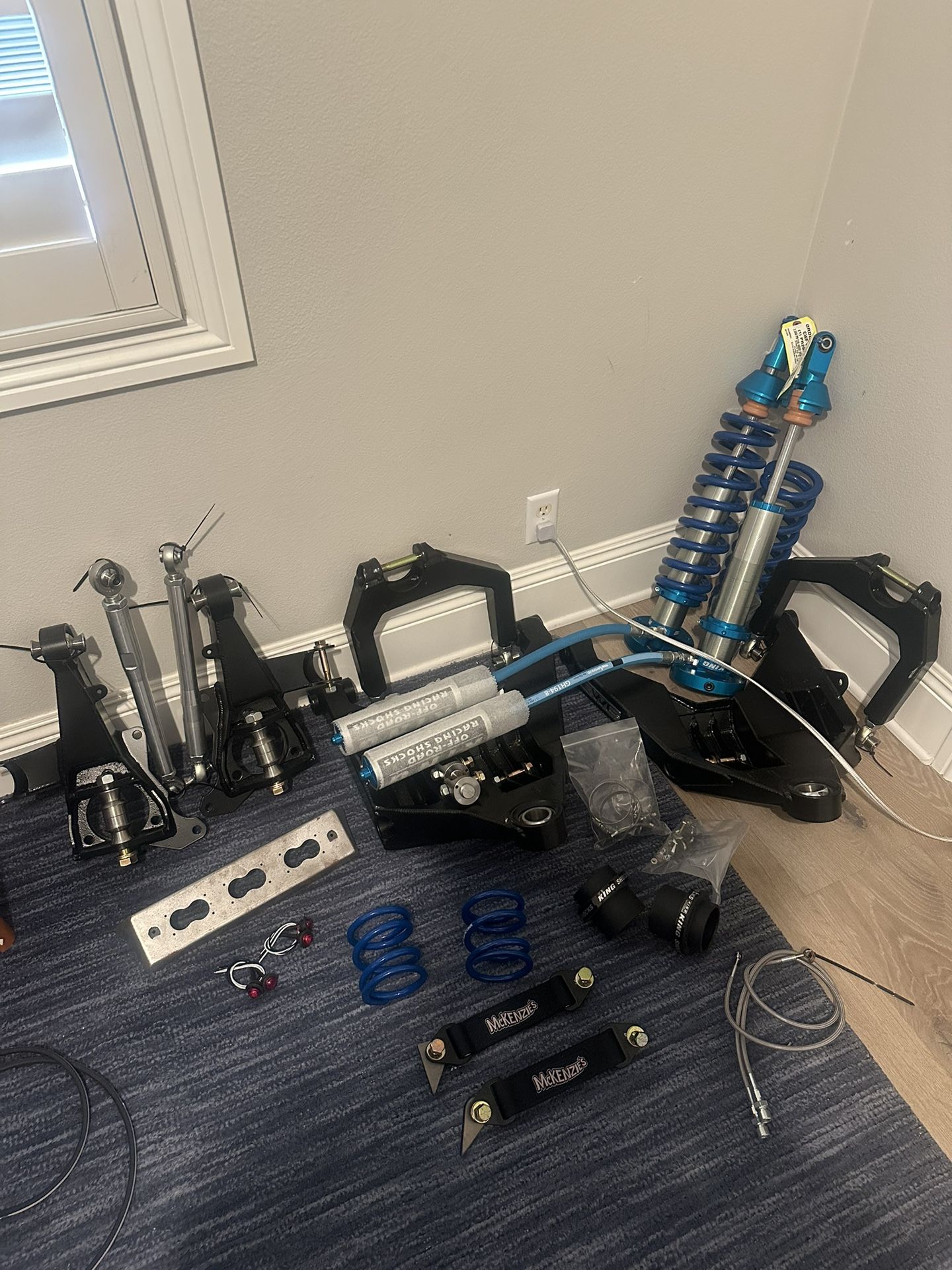 CWF Long travel kit And King Shocks For 2007-2018 Silverado/sierra