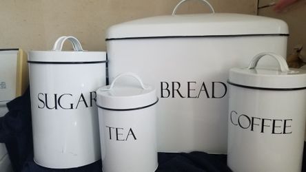 Metal Kitchen Canisters 4 Piece $90 Obo