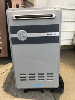 RHeem TANKLESS WATER HEATER for Sale in Salinas, CA - OfferUp