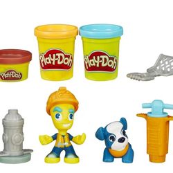 Play-Doh Play-Doh Construction Worker And Pet Toy Figure