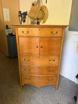 Solid oak Dresser