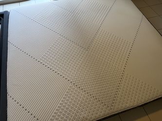 Beautyrest Hybrid BRX1000-IP Medium Firmness King Size Luxury Mattress Premium Memory Foam And Spring System