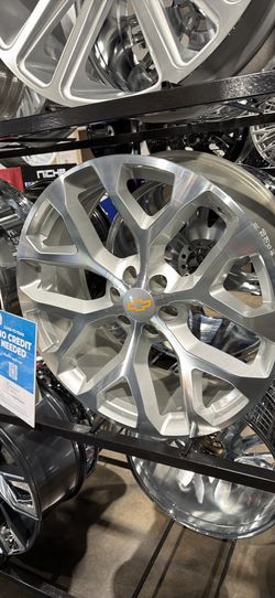 24s silver wheels tires new 6lug Chevy snowflakes