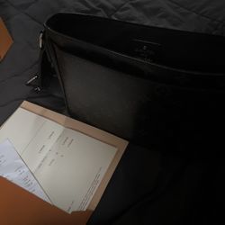 Men’s Louis Vuitton Shoulder Bag