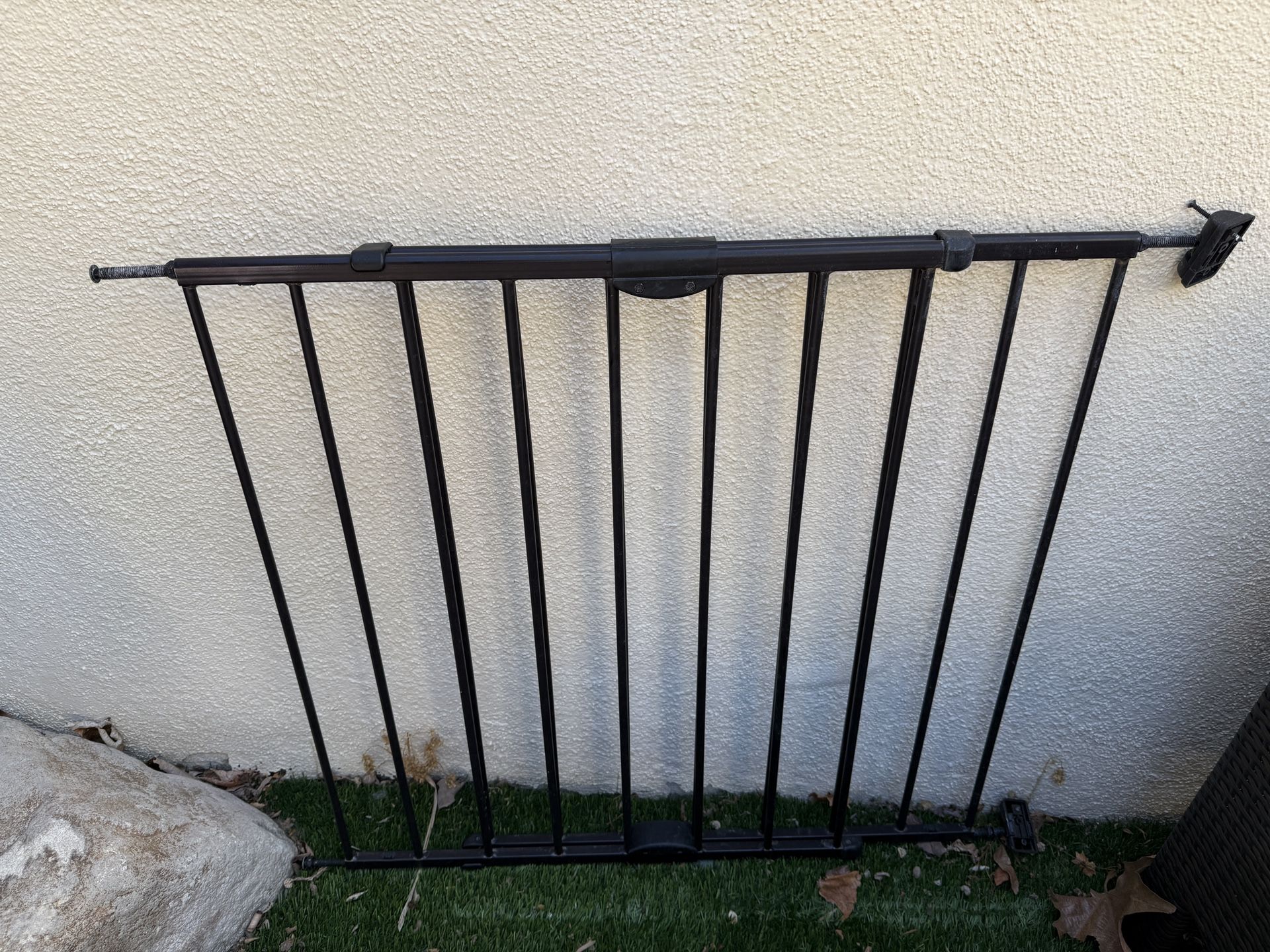 Adjustable Baby Gate