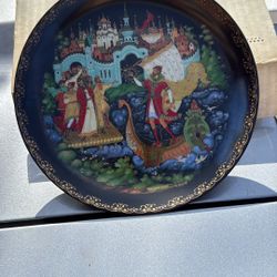 Collectible Plate