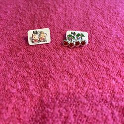 2 pairs of 925 silver earrings