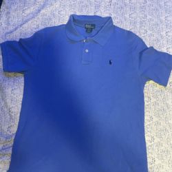 Polo Collar Shirt Size Xl Fits Like A Medium 