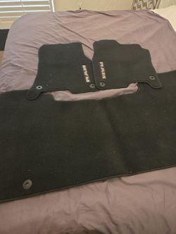 Dodge RAM 1500 floor mats