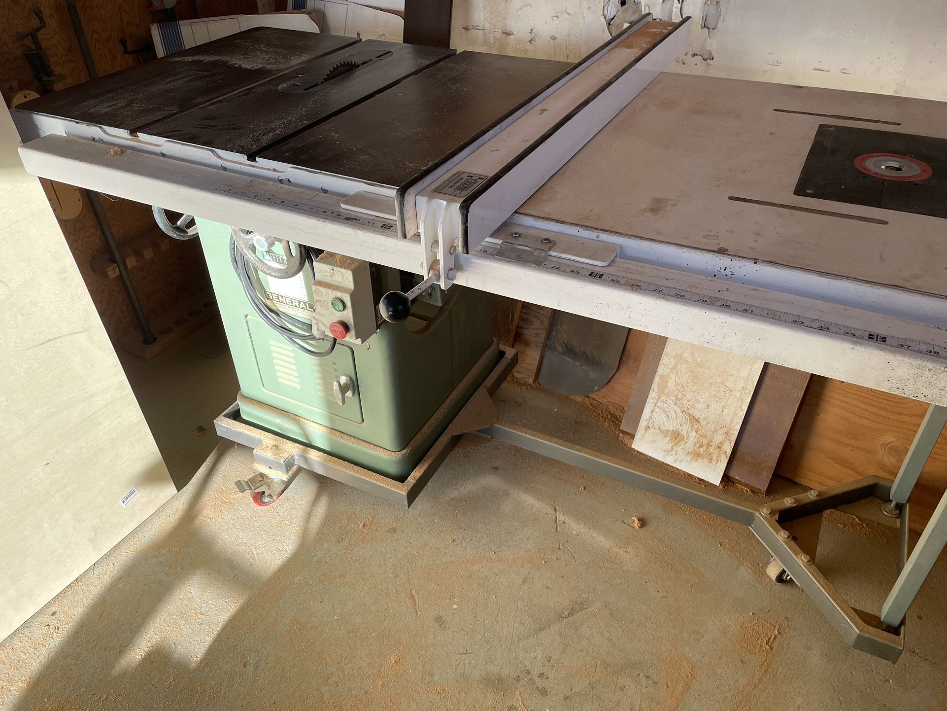 Table Saw With Built In Router