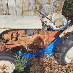 Red Belly Ford Tractor With Attachments 