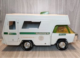 Vintage 1960s-1970s Nylint Roamer RV Camper With AC Pressed Steel Edelmann & Co