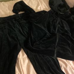 Fashion Nova Track Suit (LARGE)