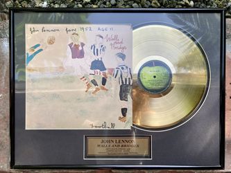 Collector memorabilia plaque John Lennon walls and bridges 24 karat played it record