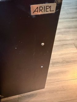 Bathroom vanity