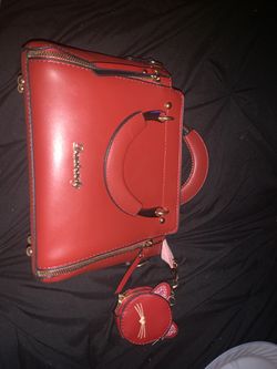 Red Purse. 