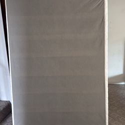 FREE FULL SIZE BOX SPRING